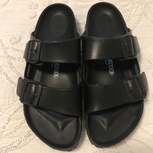 Double strap all water proof slip on sandals☺️